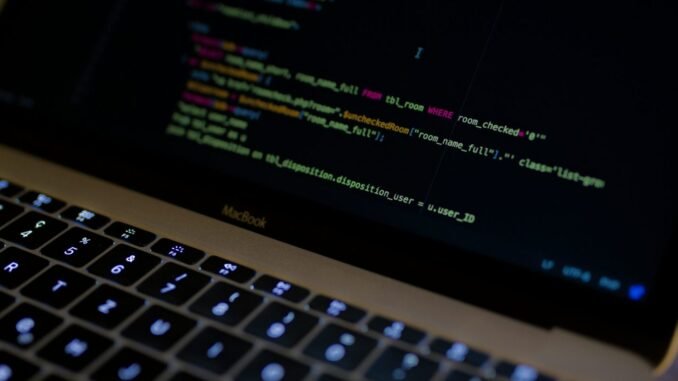 The future of AI-powered applications Han Heloir, MongoDB: The future of AI-powered applications with scalable databases and business optimisation